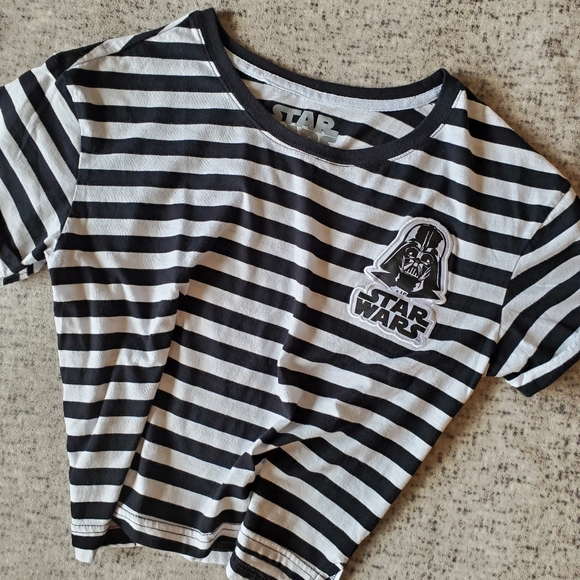 🎉3/$39 STAR WARS Cropped Striped Tee - Picture 7 of 10